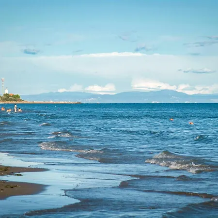 In 38291 Apartment *